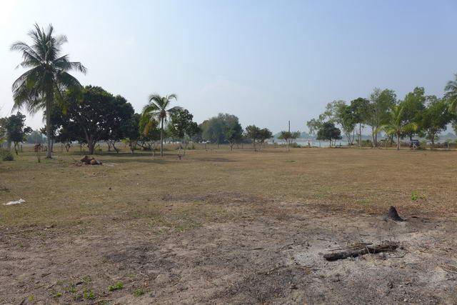 Land For Sale Pattaya showing the flat land Land For Sale Pattaya showing the flat land