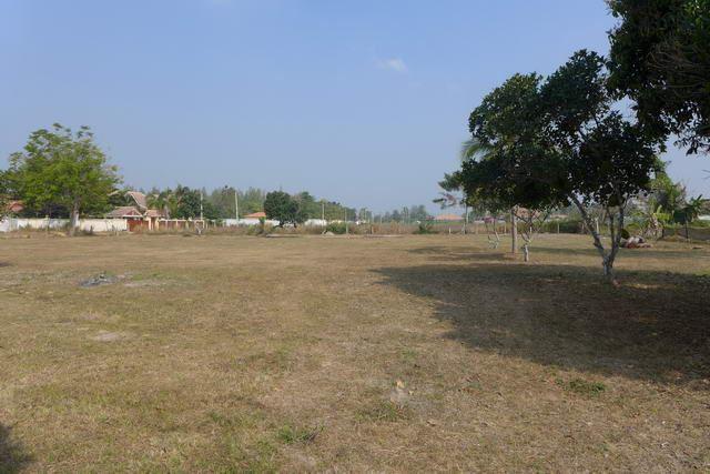 Land For Sale Pattaya good building land Land For Sale Pattaya good building land