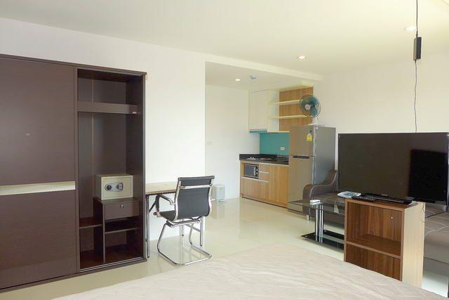 Condominium For Sale South Pattaya showing the open plan concept Condominium For Sale South Pattaya showing the open plan concept