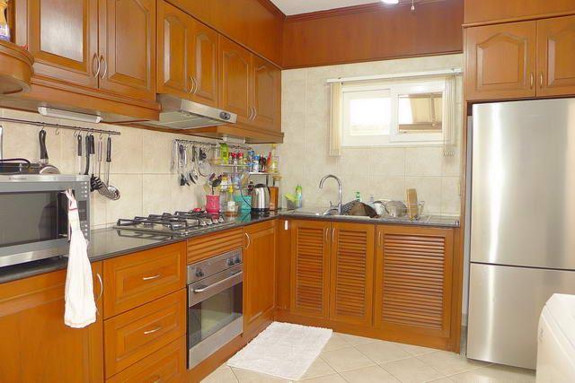 House for sale East Pattaya showing the kitchen House for sale East Pattaya showing the kitchen