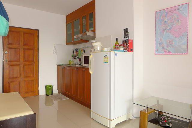 Condominium for sale Jomtien showing the kitchen Condominium for sale Jomtien showing the kitchen