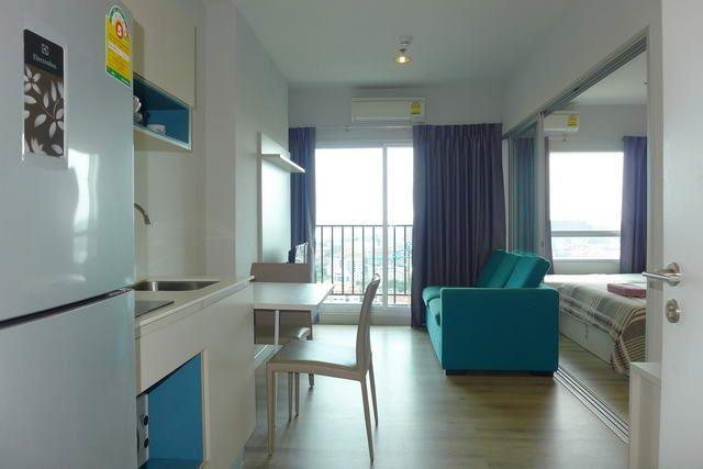 Condominium for sale Central Pattaya looking from the kitchen Condominium for sale Central Pattaya looking from the kitchen