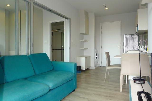 Condominium for sale Central Pattaya showing the living room Condominium for sale Central Pattaya showing the living room