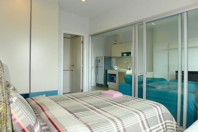 Condominium for sale Central Pattaya showing the bedroom suite Condominium for sale Central Pattaya showing the bedroom suite