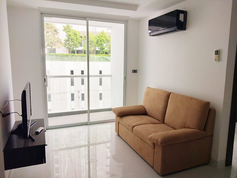 Condominium for sale Wong Amat showing the living room Condominium for sale Wong Amat showing the living room