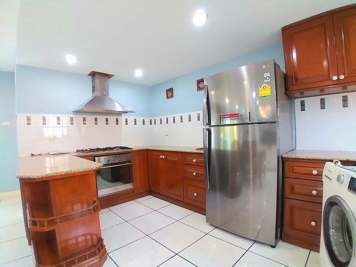 House for rent Pattaya showing the kitchen House for rent Pattaya showing the kitchen