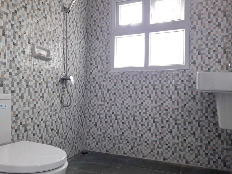House for sale East Pattaya showing the bathroom House for sale East Pattaya showing the bathroom