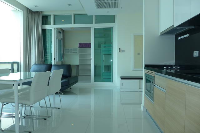 Condominium for rent Jomtien showing the open plan Condominium for rent Jomtien showing the open plan