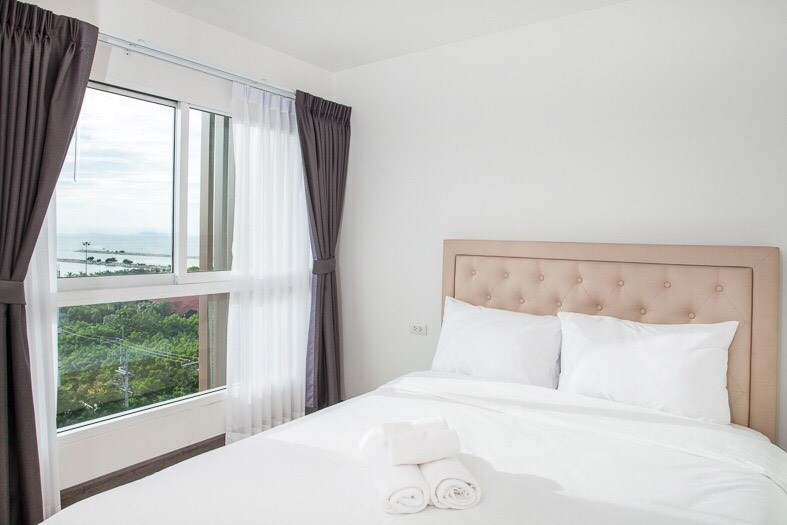 Condominium for Rent Ban Amphur showing the second bedroom with view Condominium for Rent Ban Amphur showing the second bedroom with view