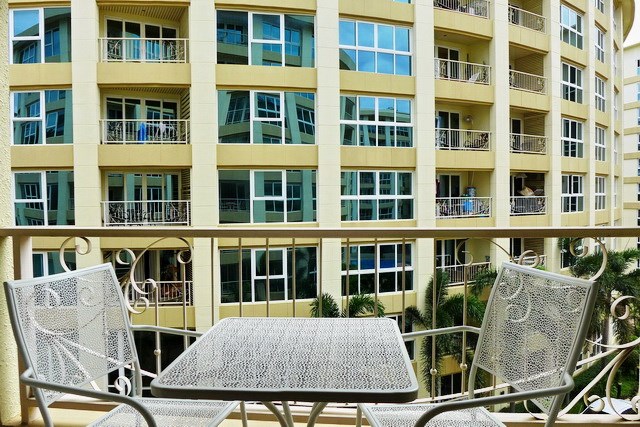 Condominium for Rent Pattaya showing the balcony and view Condominium for Rent Pattaya showing the balcony and view