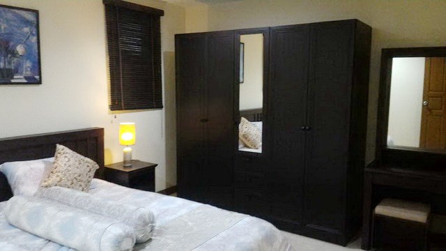 Condominium for rent Jomtien Beach showing the bedroom suite Condominium for rent Jomtien Beach showing the bedroom suite