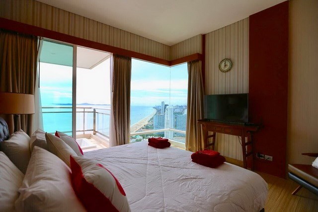 Condominium for rent Jomtien Pattaya showing the master bedroom Condominium for rent Jomtien Pattaya showing the master bedroom