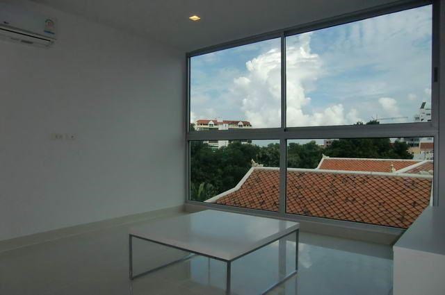 Condominium For Rent Pratumnak showing the bedroom area Condominium For Rent Pratumnak showing the bedroom area
