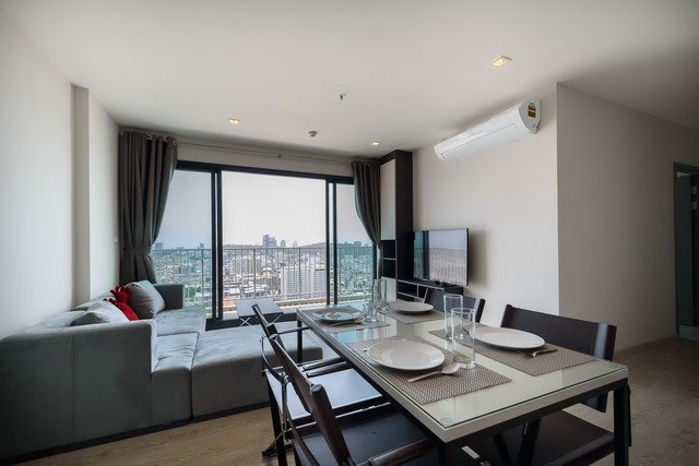 Condominium for Sale Pattaya showing the dining and living areas Condominium for Sale Pattaya showing the dining and living areas