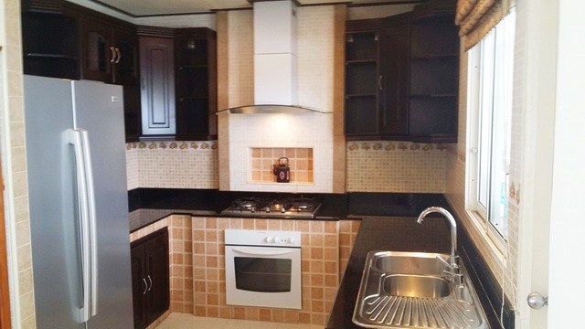 Condominium for rent Pattaya Royal Cliff showing the kitchen Condominium for rent Pattaya Royal Cliff showing the kitchen