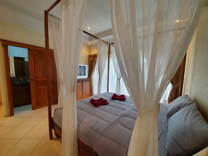 House for rent Jomtien Pattaya showing the second bedroom suite House for rent Jomtien Pattaya showing the second bedroom suite