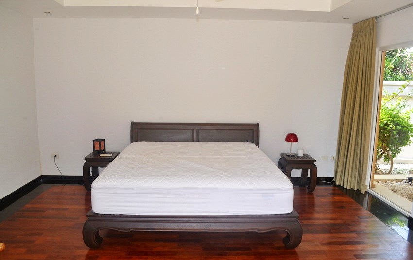 House for sale Pattaya SIAM ROYAL VIEW showing the bedroom House for sale Pattaya SIAM ROYAL VIEW showing the bedroom