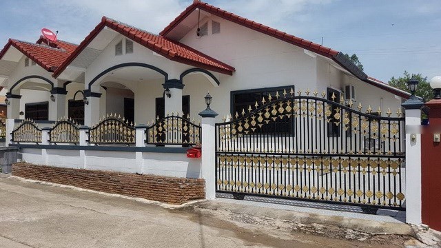 House for sale East Pattaya showing the house House for sale East Pattaya showing the house